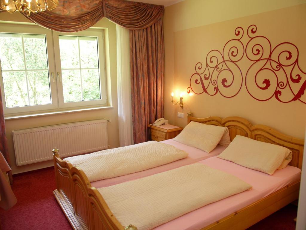 Studentenmuehle Hotel - Restaurant Nomborn Rum bild