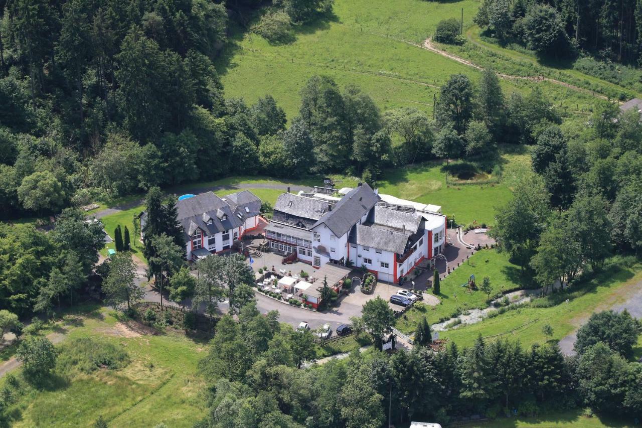 Studentenmuehle Hotel - Restaurant Nomborn Exteriör bild