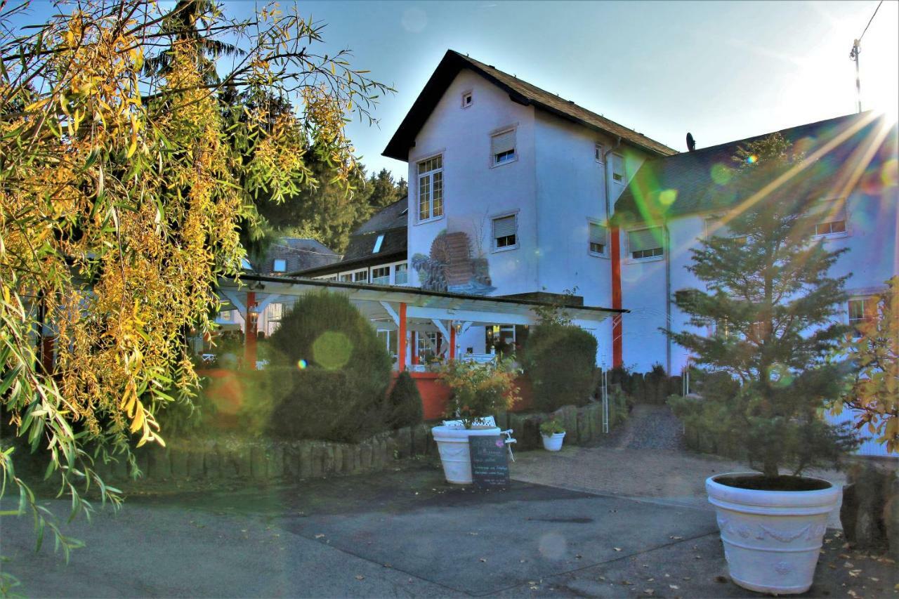 Studentenmuehle Hotel - Restaurant Nomborn Exteriör bild